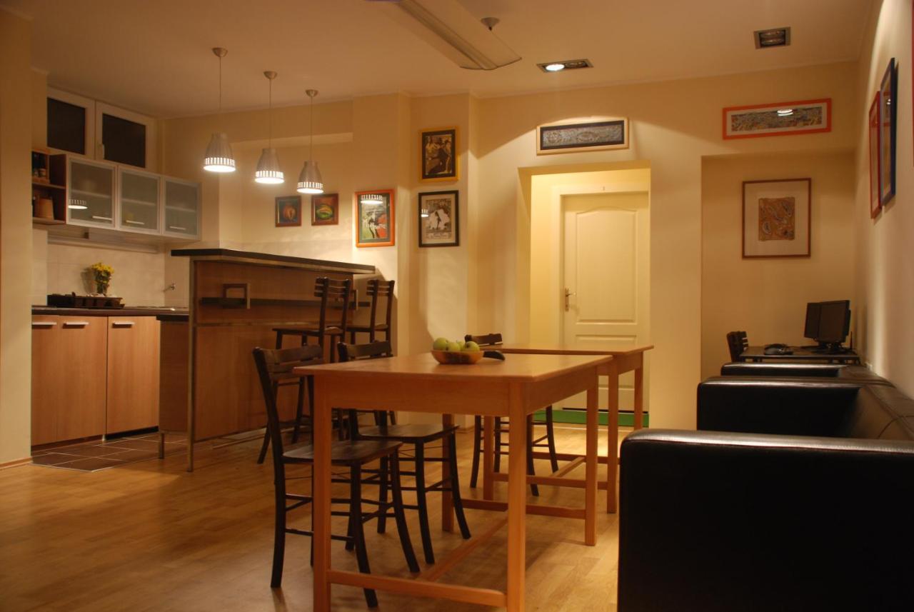 Jasmin Hotel Белград Екстериор снимка