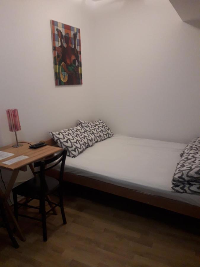 Jasmin Hotel Белград Екстериор снимка