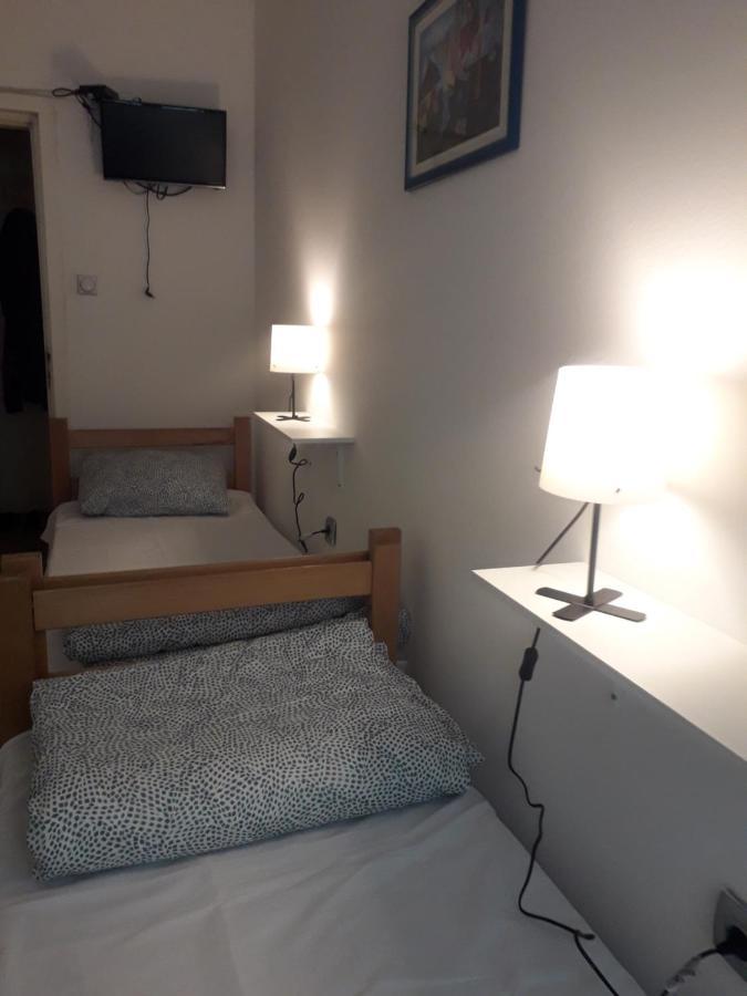 Jasmin Hotel Белград Екстериор снимка