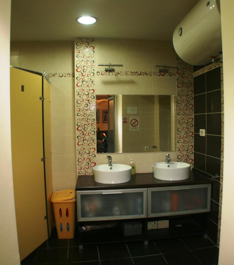 Jasmin Hotel Белград Екстериор снимка