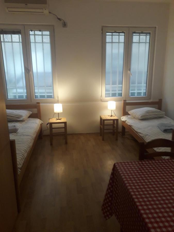 Jasmin Hotel Белград Екстериор снимка